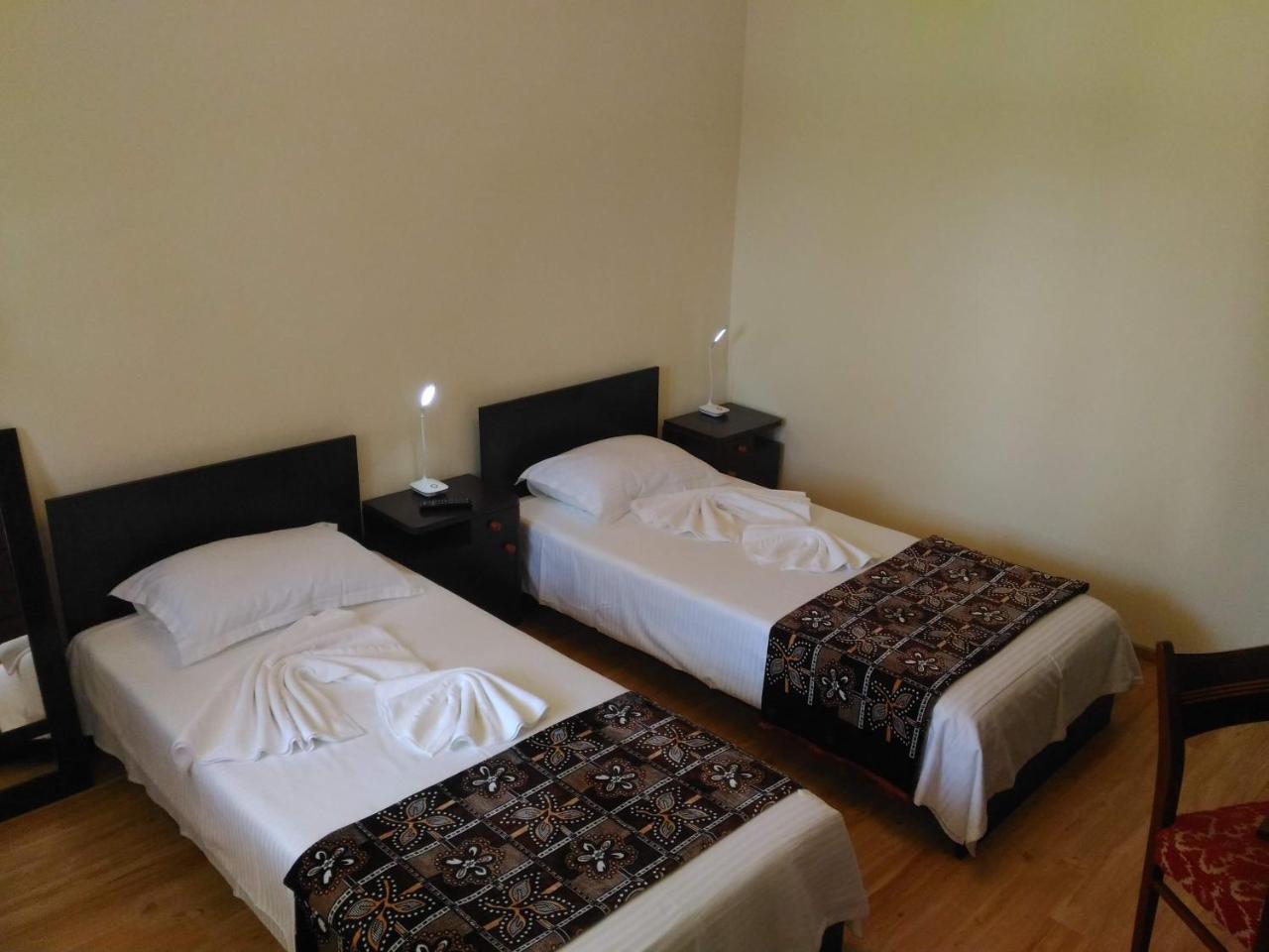 Edelweiss Guesthouse, Glamping And Camping Suhaia Zewnętrze zdjęcie